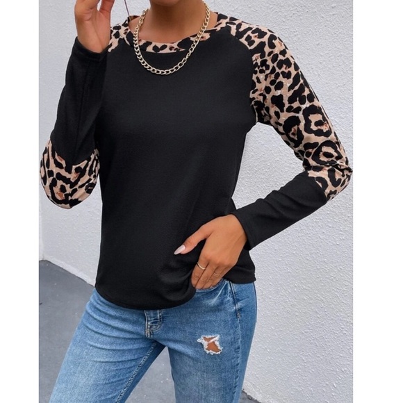 Leopard print contrast top - Picture 5 of 6